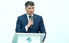 В. Пушкарев: Водный конгресс позволяет объединить усилия власти, науки и бизнеса для решения проблем отрасли