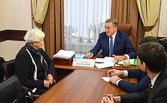 С. Лукин взял под личный контроль ремонт детской библиотеки