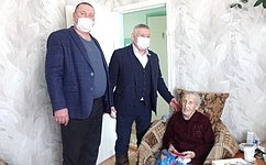 С. Михайлов вручил юбилейные медали в честь 80-летия Победы в Великой Отечественной войны