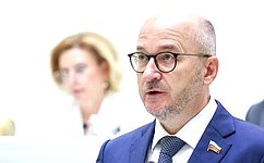 Предусматривается освобождение от уплаты исполнительского сбора при требованиях неимущественного характера