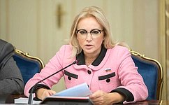 Ольга Ковитиди провела прием граждан в летней столице Крыма
