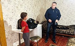 И. Кастюкевич посетил подшефную многодетную семью в Верхнем Рогачике Херсонской области