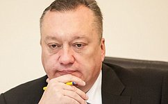 В. Тюльпанов оказывает содействие в возвращении на родину россиянки, попавшей в ДТП в Греции