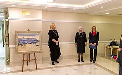 О. Тимофеева открыла художественную выставку «Море. Севастополь. Небо» в здании Совета Федерации