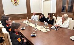 С. Кириллова встретилась с семьей ветерана специальной военной операции