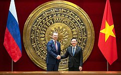 А. Яцкин предложил наращивать межпарламентские контакты и гуманитарные обмены с Вьетнамом