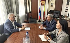 Б. Жамсуев провел рабочие встречи по вопросам развития АПК в Забайкалье