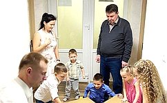 С. Цеков исполнил мечту ребенка из многодетной семьи