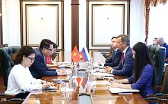 Andrei Yatskin meets with Ambassador Extraordinary and Plenipotentiary of Vietnam to Russia