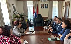 Л. Талабаева провела встречу с главой города Владивостока К. Шестаковым