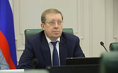 А. Майоров: Сенаторы поддерживают предложение о дополнительном финансировании комплексного развития села
