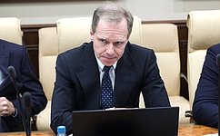 А. Кутепов: Сенаторы рассмотрели ход реализации Комплексной программы развития авиационной отрасли