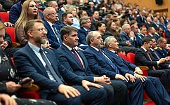 А. Ситников принял участие в заседании Законодательного собрания Ямало-Ненецкого автономного округа восьмого созыва