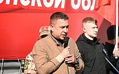 А. Гибатдинов: Ульяновск направил гуманитарную помощь в Донбасс и Новороссию