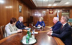 Председатель СФ В. Матвиенко и губернатор Томской области В. Мазур обсудили вопросы социально-экономического развития региона