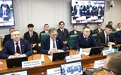 К. Косачев в формате «открытого диалога» провел встречу с молодыми парламентариями