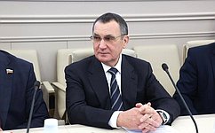 Н. Федоров обсудил вопросы поддержки в Чувашии массового спорта и аграрной отрасли