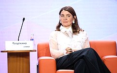 Ю. Лазуткина в рамках конгресса «СМАРТздрав» акцентировала внимание на процессе питания как важной части культуры, формирующей привычки