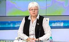 Международные наблюдатели отметили открытость и прозрачность выборов в Луганской Народной Республике – О. Тимофеева