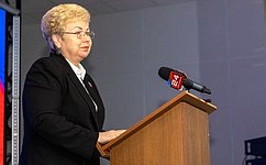 О. Бас провела лекцию в рамках программы «Разговоры о важном» в ЛНР