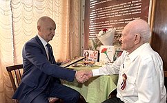 В. Киселев встретился с участником первого Парада Победы