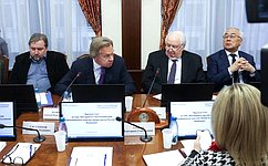 Сенаторы и эксперты обсудили методы противодействия информационной агрессии против России