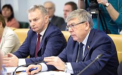 И. Каграманян и В. Рязанский приняли участие в заседании Межведомственного совета по общественному здоровью при Минздраве России