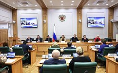 И. Святенко провела круглый стол, посвященный геополитическому и цивилизационному значению Крыма и сопредельных земель в истории России