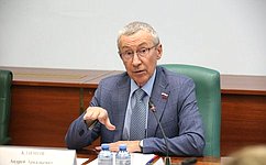 А. Климов: Комиссия по защите госсуверенитета продолжит практику мониторинга избирательных кампаний