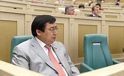 Необходимо принятие федеральной целевой программы по поддержке детей в Арктической зоне России — А. Акимов