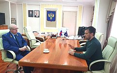 Э. Исаков обсудил с прокурором Югры осуществление надзора за исполнением федерального законодательства