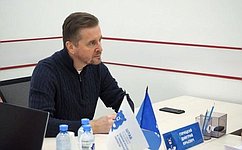 Жители Тюмени обратились к Д. Горицкому с личными вопросами
