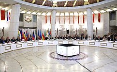 С. Горняков: Социальные инициативы депутатов Волгоградской области получили поддержку законодателей Юга России
