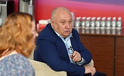 А. Базилевский провел встречу с представителями некоммерческих организаций Хабаровского края