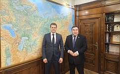 А. Новьюхов принял участие во встрече с Министром Российской Федерации по развитию Дальнего Востока и Арктики А. Чекунковым