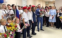 В. Новожилов поздравил с Днём знаний учеников школы в Архангельской области