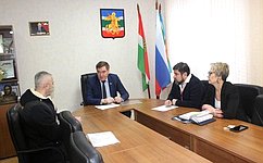 А. Савин провел личный прием граждан в Жуковском районе Калужской области