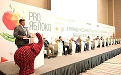 Г. Ягубов принял участие в работе Международной выставки технологий выращивания, хранения и сбыта плодово-ягодной продукции