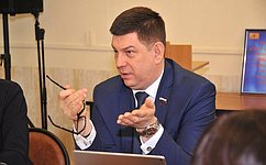 В. Смирнов обсудил концепцию проекта Федерального закона «О культуре» с представителями культурного сообщества Ивановской области