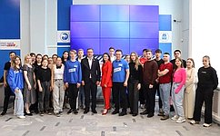 Н. Владимиров обсудил с молодежью идеи для законодательных инициатив