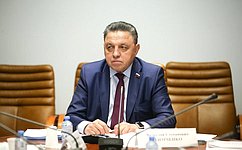 В. Тимченко провел совещание по вопросам правового регулирования статуса воинских захоронений и памятников