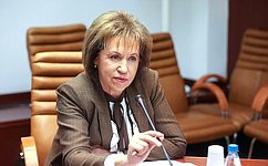 Л. Скаковская поприветствовала организаторов и участников регионального этапа Всероссийской акции «Вахта Памяти»