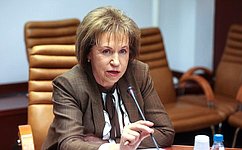 Л. Скаковская посетила с рабочим визитом детский оздоровительный лагерь «Спутник»