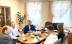 Сенаторы РФ Н. Косихина и А. Русаков провели встречу с ярославскими участниками проекта «Поезд Памяти»
