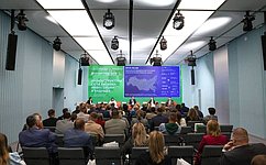 Сенаторы обсудили ключевые направления развития российских сёл в ходе тематических круглых столов третьего Форума тружеников села