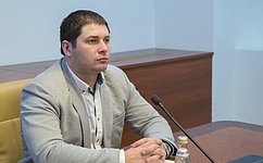 Члены Палаты молодых законодателей поделились опытом с участниками форума «Территория смыслов на Клязьме»