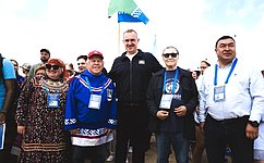 А. Новьюхов принял участие в открытии Международных соревнований на Кубок губернатора Югры по гребле на обласах