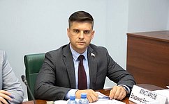 В Сахалинской области реализуются новые финансовые и административные механизмы поддержки предпринимательства – Ю. Архаров