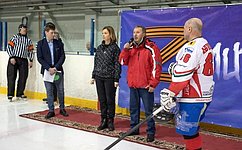 С. Березкин принял участие в открытии товарищеского хоккейного матча #Zамир в Ярославле
