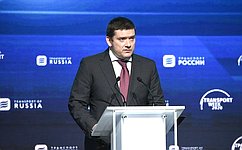 Н. Журавлев принял участие в XIV Международном форуме «Транспорт России»